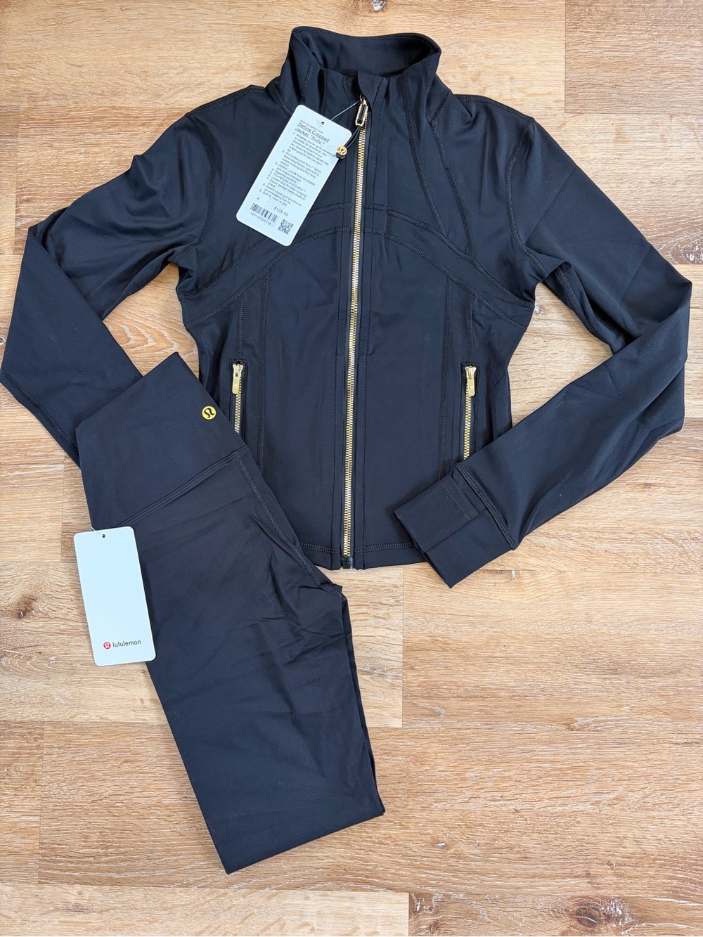 Lululemon size 4 define jacket